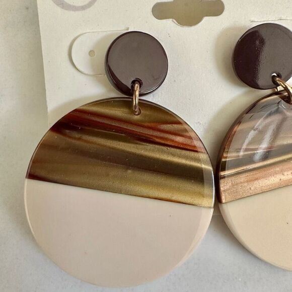 C est 1946 circle statement earrings - Picture 5 of 9